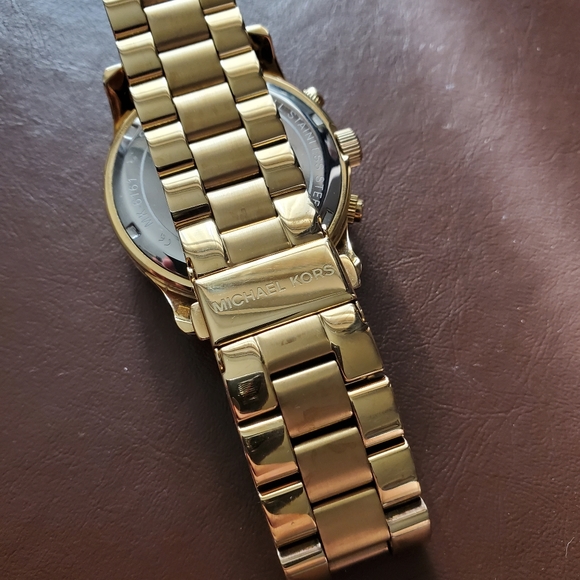 Michael Kors watch - Picture 2 of 7